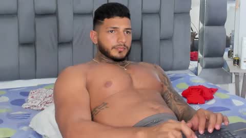 my name is sebas If you come here dont hesitate to say hello Im a guy who really likes having conversations and having hot online show from February 5, 2025, 4:06 am