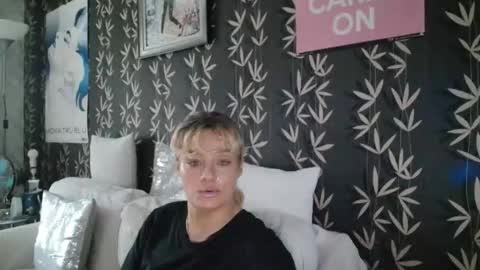 Snapshot of jakkilouise chatting on November 14, 2025, 11:31 am JAKKI LOUISE pornstar online show from November 14, 2025, 11:31 am