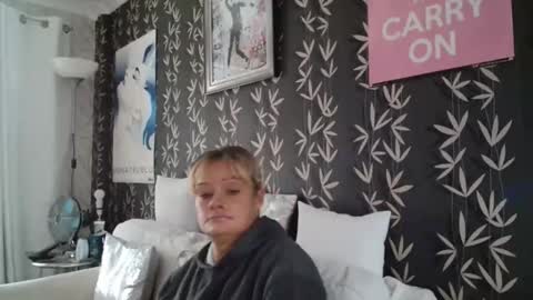 Snapshot of jakkilouise chatting on November 20, 2025, 12:49 pm JAKKI LOUISE pornstar online show from November 20, 2025, 12:49 pm