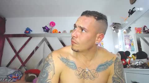 Snapshot of jakson_hot chatting on February 14, 2025, 12:51 am pipe online show from February 14, 2025, 12:51 am