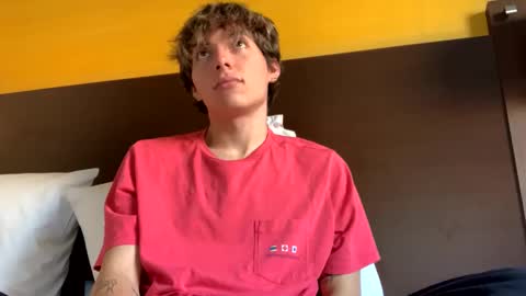 August online show from January 4, 2025, 9:32 am