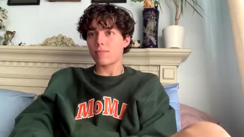 August online show from October 1, 2025, 7:53 pm