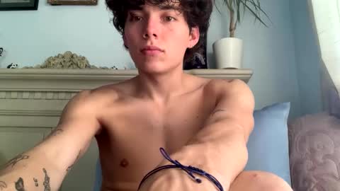 August online show from October 8, 2025, 8:39 pm