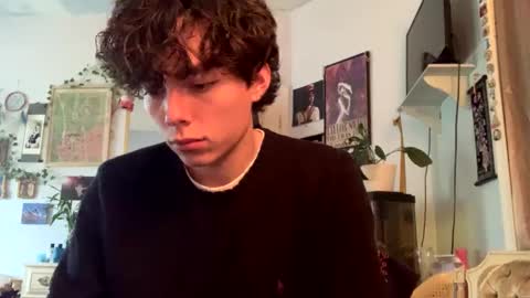 August online show from October 12, 2025, 7:57 pm