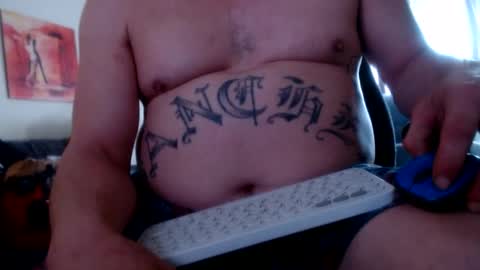 what you in too online show from January 6, 2025, 9:32 pm