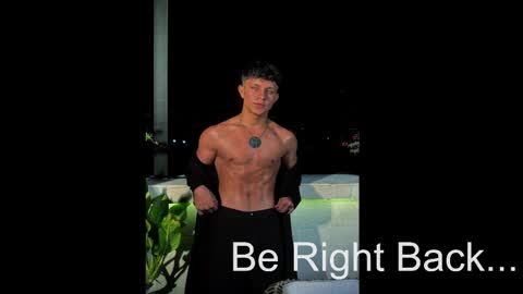 jamesgolden_ online show from March 10, 2025, 12:37 pm