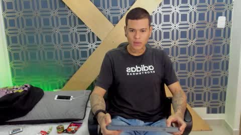 Snapshot of jamesinked_ chatting on January 8, 2025, 2:14 pm Jamesinked online show from January 8, 2025, 2:14 pm