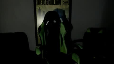 Snapshot of jamesinked_ chatting on February 27, 2025, 10:09 pm Jamesinked online show from February 27, 2025, 10:09 pm