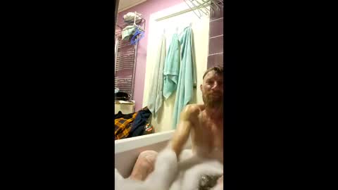 jamesmorganfigg910 online show from April 10, 2026, 8:24 pm