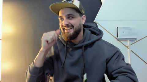 Snapshot of jamesmyersx chatting on January 7, 2025, 7:10 am JamesMyers online show from January 7, 2025, 7:10 am