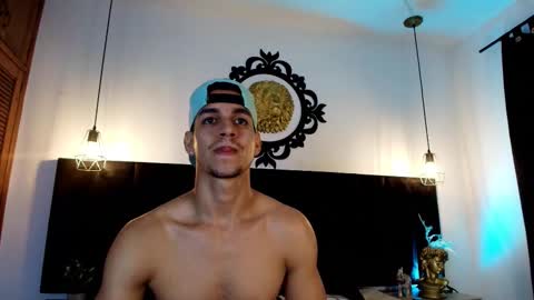 Snapshot of jamess__brown chatting on November 14, 2025, 10:07 pm James Brown online show from November 14, 2025, 10:07 pm