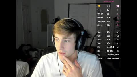 Snapshot of jamesterl chatting on February 2, 2025, 10:28 pm Jamesterl online show from February 2, 2025, 10:28 pm