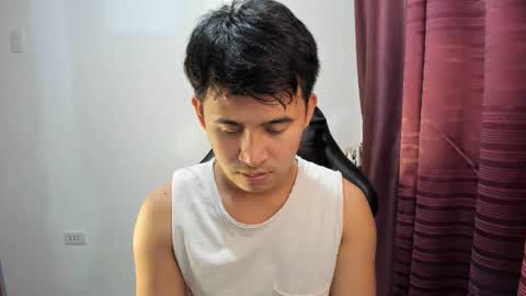 jamesthebigcockxxx online show from December 4, 2024, 2:20 am