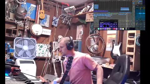 Snapshot of jameswebbscope chatting on September 9, 2025, 6:35 am Jameswebbscope online show from September 9, 2025, 6:35 am