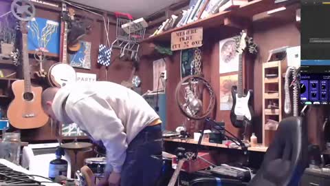 Snapshot of jameswebbscope chatting on October 5, 2025, 11:19 am Jameswebbscope online show from October 5, 2025, 11:19 am