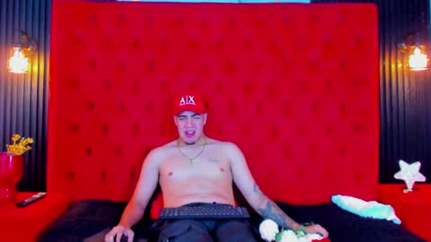 Jamezprada online show from September 11, 2025, 8:09 pm