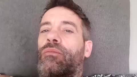 jamie198307 online show from October 19, 2025, 9:54 am