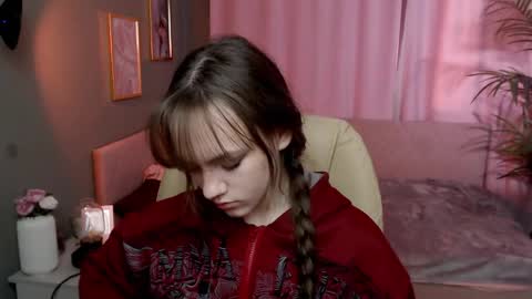 jamie_chung online show from April 12, 2026, 3:11 am