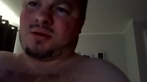 jamiecruz89 online show from June 15, 2026, 7:10 am