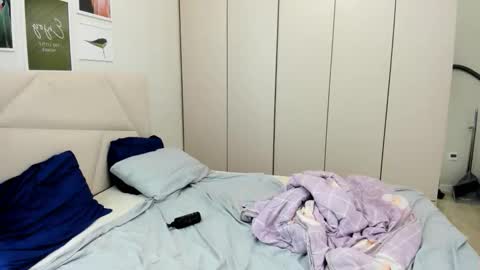 jamiennyam online show from September 30, 2025, 7:41 pm