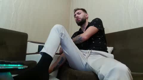 Robbie online show from February 8, 2025, 3:30 am