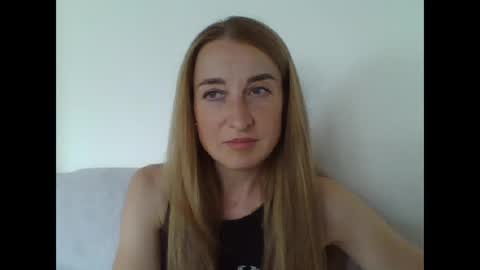 Snapshot of jamiesweetx chatting on July 21, 2026, 12:40 pm JamieSweetx online show from July 21, 2026, 12:40 pm