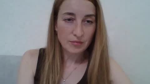 Snapshot of jamiesweetx chatting on July 27, 2026, 7:43 pm JamieSweetx online show from July 27, 2026, 7:43 pm