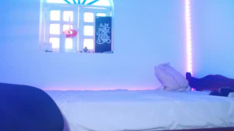 Jammes. online show from September 26, 2025, 1:04 pm