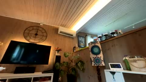 Snapshot of jan2068 chatting on July 30, 2026, 10:03 am Jans online show from July 30, 2026, 10:03 am