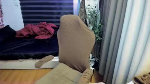 Snapshot of jana_ngosh chatting on May 15, 2026, 6:37 pm Jana online show from May 15, 2026, 6:37 pm