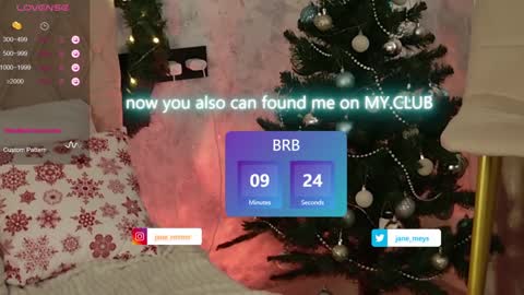 your kitty JANE roawww online show from December 24, 2024, 8:22 am