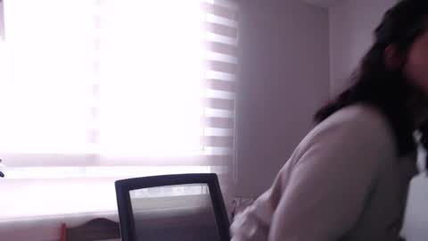 Jane online show from October 16, 2025, 10:22 pm