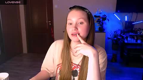 Snapshot of janeblossomhot chatting on April 22, 2026, 5:58 pm Jane online show from April 22, 2026, 5:58 pm