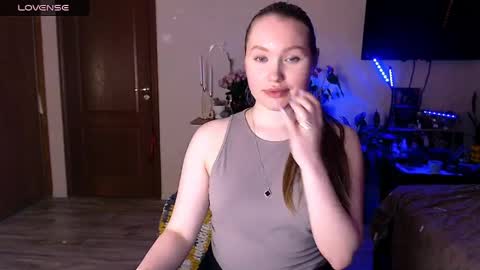 Snapshot of janeblossomhot chatting on May 12, 2026, 5:32 pm Jane online show from May 12, 2026, 5:32 pm