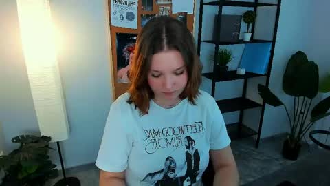 Jane online show from April 16, 2026, 9:39 pm