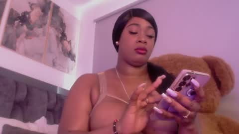Snapshot of janeebony_ chatting on April 30, 2026, 4:35 pm Jane online show from April 30, 2026, 4:35 pm