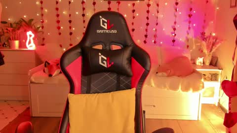 Jane online show from February 14, 2025, 4:47 am