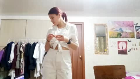 Snapshot of janenezinn chatting on April 23, 2026, 6:32 pm Sofia online show from April 23, 2026, 6:32 pm