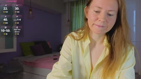 janepearl online show from February 3, 2025, 11:42 am