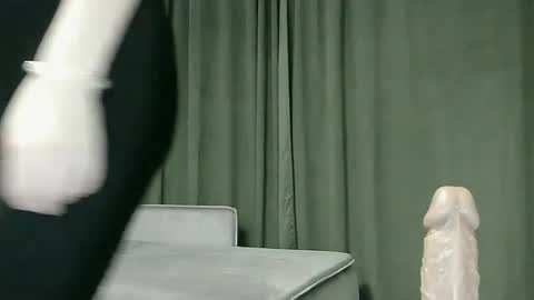 Janet online show from December 31, 2024, 5:18 pm