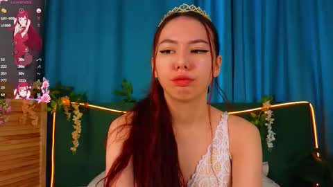 Snapshot of janet_yong chatting on November 18, 2025, 7:02 am Jenifer online show from November 18, 2025, 7:02 am