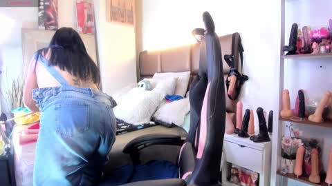 Janette online show from January 31, 2025, 3:20 am