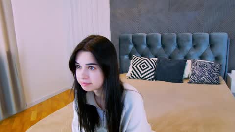 janicerivera online show from March 26, 2026, 8:09 am