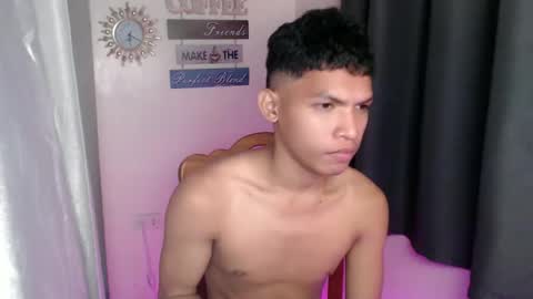 janlloyd04 online show from October 11, 2025, 8:07 pm