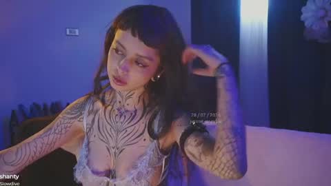  jmaybe e online show from July 28, 2026, 6:20 pm
