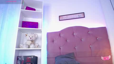 Janne online show from November 24, 2025, 4:18 pm