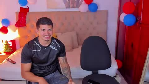 Snapshot of janomar01 chatting on November 28, 2025, 6:54 pm janomar01 online show from November 28, 2025, 6:54 pm