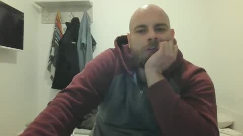 Snapshot of januszcygan chatting on October 16, 2025, 12:33 am januszcygan online show from October 16, 2025, 12:33 am