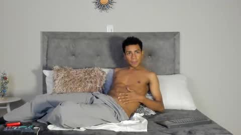 Snapshot of jared_blake chatting on December 21, 2024, 1:47 am jared_blake online show from December 21, 2024, 1:47 am