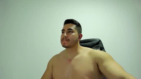 Snapshot of jarekstone99 chatting on September 18, 2025, 6:59 am Jarek Stone online show from September 18, 2025, 6:59 am